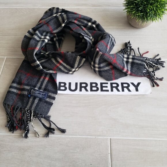 BURBERRY - Scarf - Picture 12 of 13